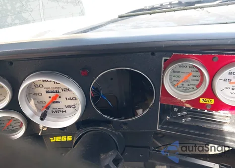 1987 Chevrolet R10 из США, поврежденный, VIN 1GCDR14Z9HF367185